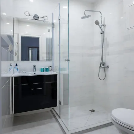 Modern Taste ~ 2bd Central Flat In Appartamento Sofia